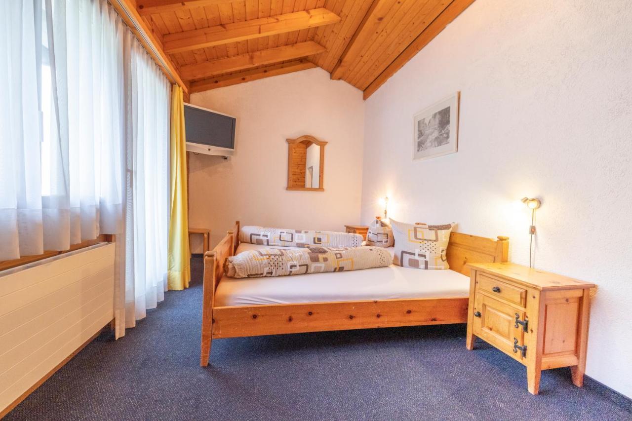 Landgasthof Sommerfeld Pragg-Jenaz Exterior photo
