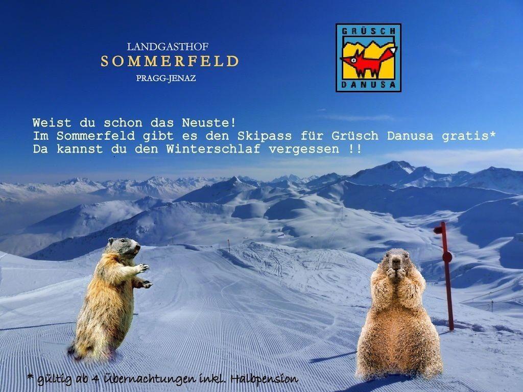 Landgasthof Sommerfeld Pragg-Jenaz Exterior photo